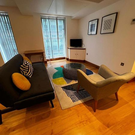 Studio - Tower Hill - City Centre By Prime London Stays N-4 Bagian luar foto