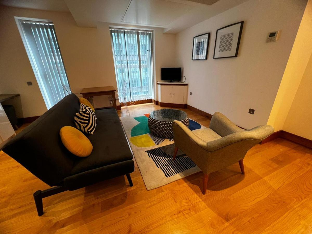 Studio - Tower Hill - City Centre By Prime London Stays N-4 Bagian luar foto
